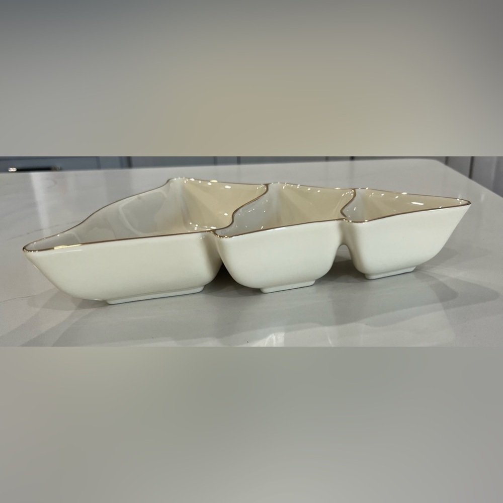 Christmas Serving Dish  Lenox Holiday Tree Divided Server 3 sections. New - Picture 5 of 10
